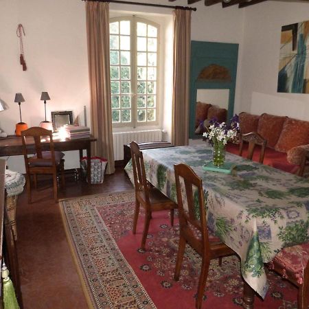 ヴェゾン・ラ・ロメーヌ Au Coeur De La Cite Medievale Bed & Breakfast エクステリア 写真
