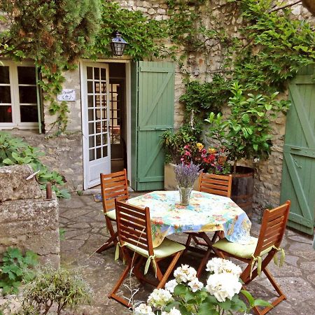 ヴェゾン・ラ・ロメーヌ Au Coeur De La Cite Medievale Bed & Breakfast エクステリア 写真