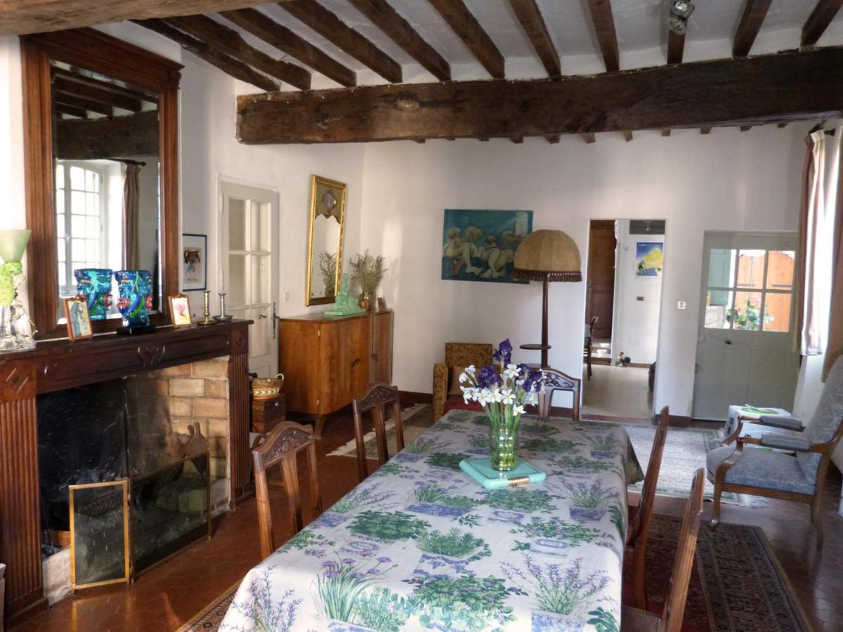 ヴェゾン・ラ・ロメーヌ Au Coeur De La Cite Medievale Bed & Breakfast エクステリア 写真